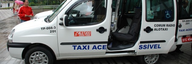 Detalhes do táxi para cadeirantes serão exibidos em SP