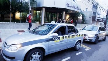Jundiaí (SP): Taxistas ainda aguardam resposta da Setransp