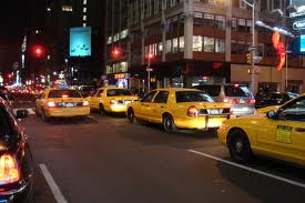 Nova York: Nissan mostra táxi da mobilidade no Salão