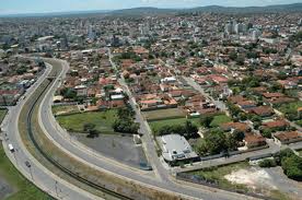 Montes Claros (MG): Aumento da frota de táxis